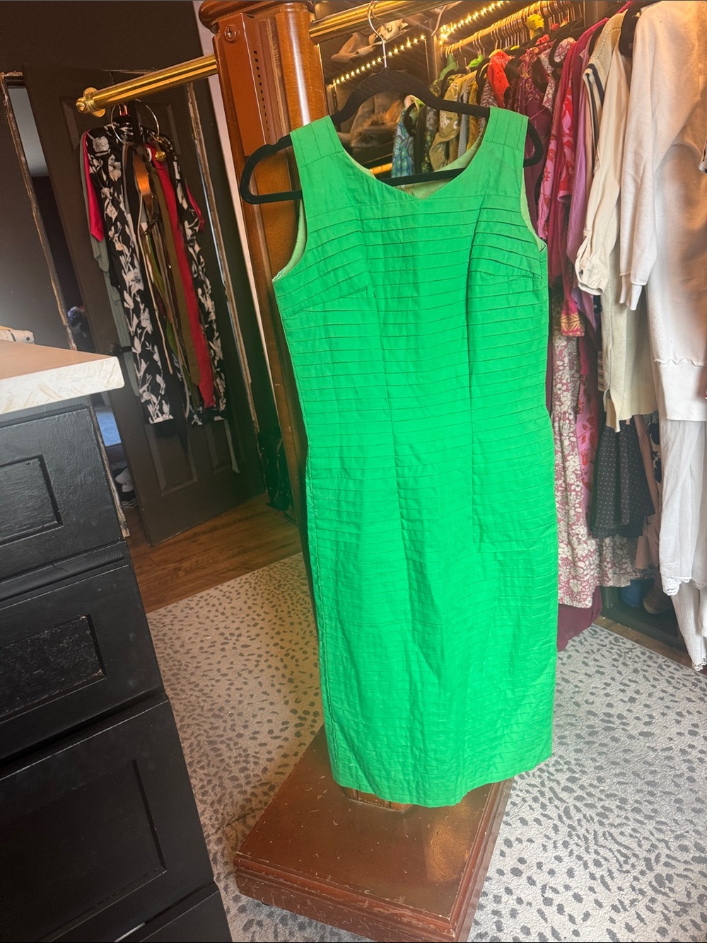 Sleeveless Emerald Green Midi Sheath Dress